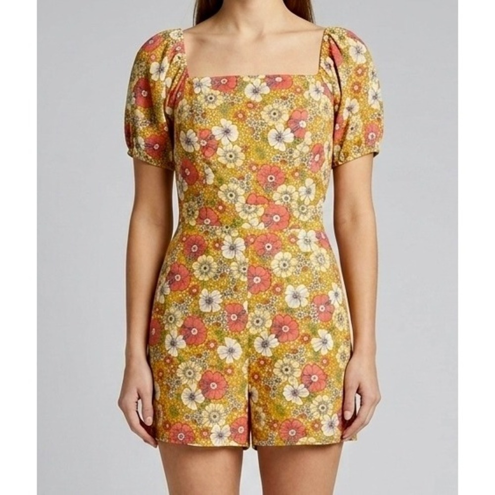 Lily Rose Romper Juniors XS Yellow‎ Floral Short Sleeve Cross Back Pockets New